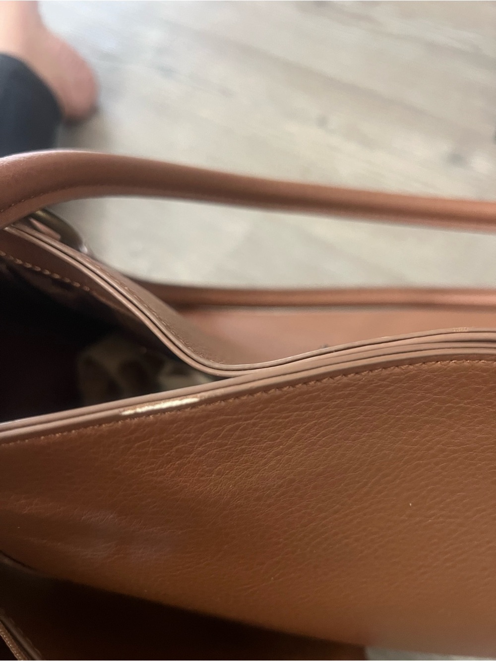 FRYE AND CO. Cognac Leather Tote with Matching Pouch - Picture 11 of 14